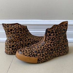 Converse Chuck Taylor Zip Up All Over Leopard Print
